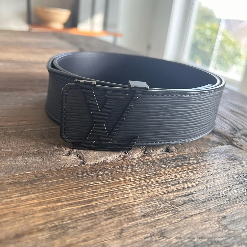 Louis Vuitton LV INITIALES 40MM Mens Belt / Size 36 - Picture 1 of 2